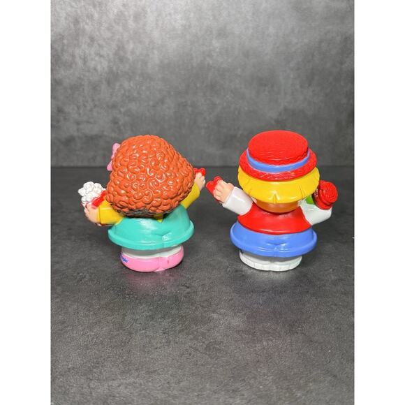 2003 Fisher-Price Little People Musical Ferris Wheel Replacement Figures - 2 - Picture 2 of 4